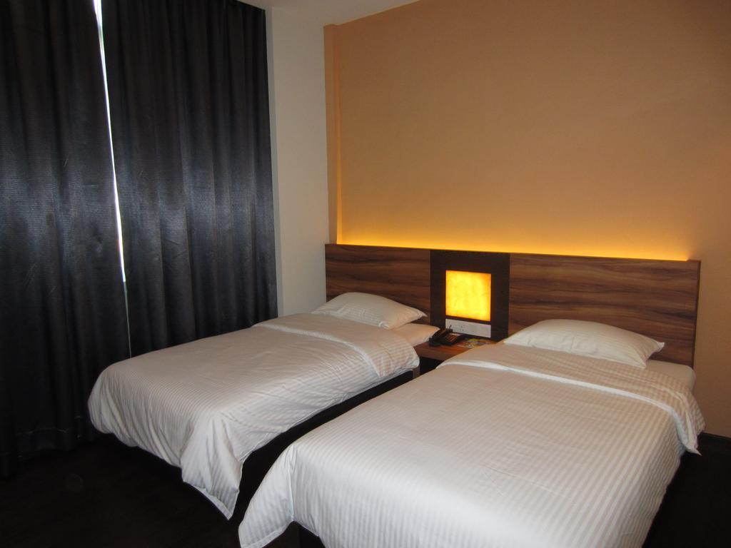 Waterfront Boutique Hotel Port Dickson Kamer foto